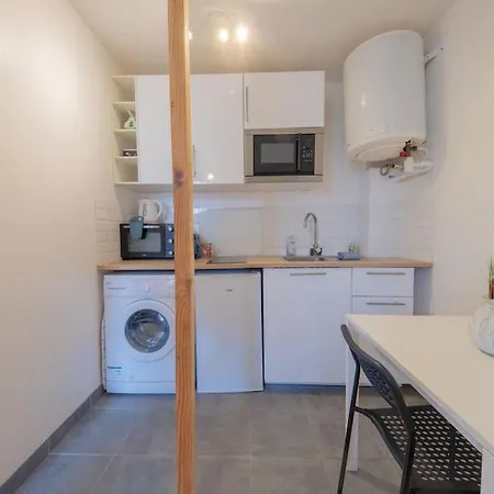 Jungle Apartment Reims