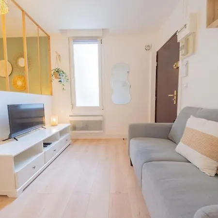 Apartment Jungle Reims